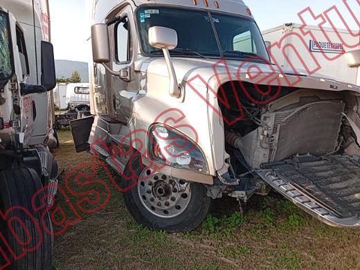 FREIGHTLINDER CASCADIA 2016, foto 3 de 19