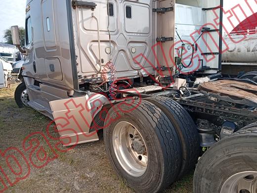 FREIGHTLINDER CASCADIA 2016, foto 8 de 19
