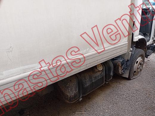 ISUZU ELF300 2013, foto 13 de 19