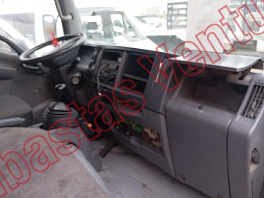 ISUZU ELF300 2013, foto 14 de 19