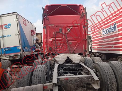 FREIGHTLINDER CASCADIA 2016, foto 7 de 19