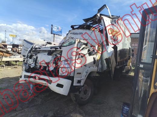 ISUZU FORWARD 2025, foto 1 de 19