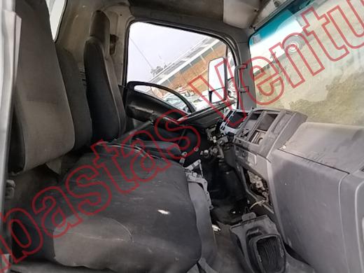 ISUZU ELF 400 2010, foto 12 de 19