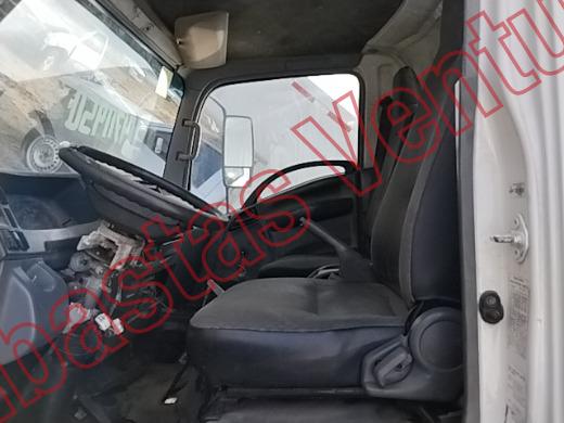 ISUZU ELF 400 2010, foto 16 de 19