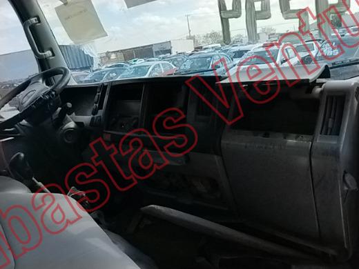 ISUZU ELF 2015, foto 14 de 19