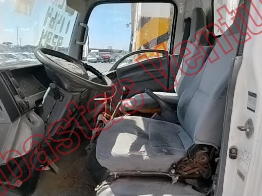 ISUZU ELF 2015, foto 17 de 19
