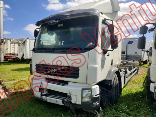VOLVO TRACTOCAMION 2011, foto 1 de 19