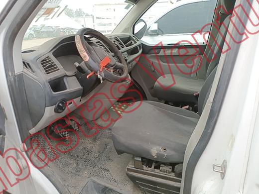 VOLKSWAGEN TRANSPORTER 2018, foto 17 de 19