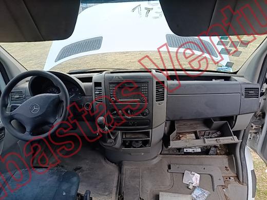 MERCEDES BENZ SPRINTER 2016, foto 14 de 19
