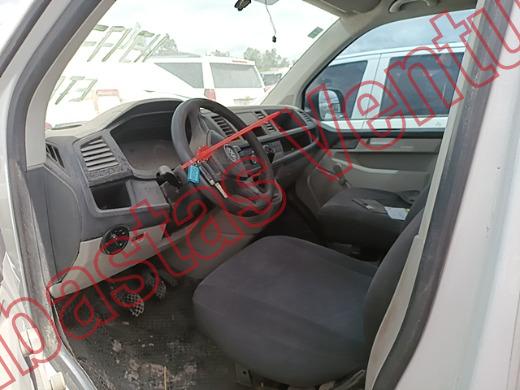 VOLKSWAGEN TRANSPORTER 2018, foto 17 de 19