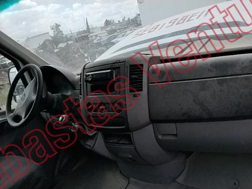 VOLKSWAGEN CRAFTER 2016, foto 14 de 19