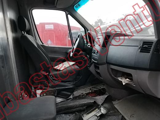 MERCEDES BENZ SPRINTER 2016, foto 12 de 19