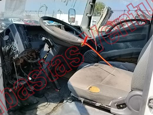 ISUZU ELF300 2014, foto 17 de 19
