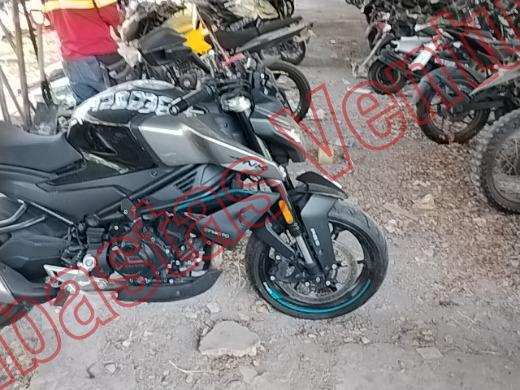 CF MOTO 450 NK  2025, foto 12 de 19