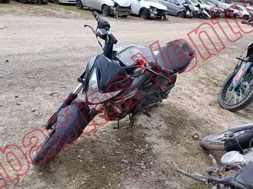 BAJAJ PULSAR 200 2023, foto 1 de 19