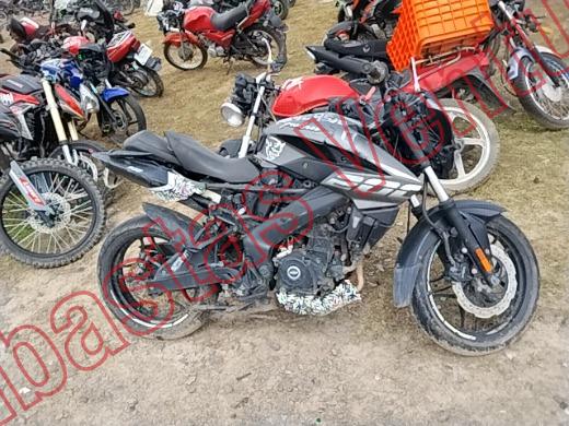 BAJAJ PULSAR 200 2023, foto 4 de 19