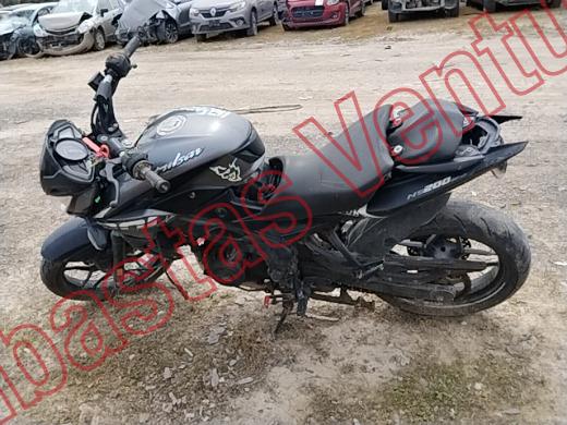 BAJAJ PULSAR 200 2023, foto 8 de 19