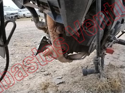 BAJAJ PULSAR 200 2023, foto 10 de 19
