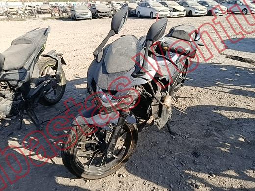 SUZUKI 4T 2025, foto 1 de 19