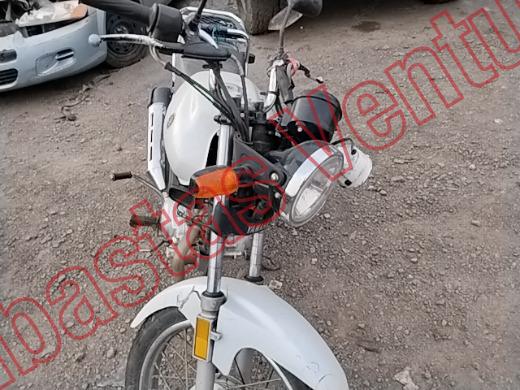 YAMAHA YBR 2025, foto 18 de 19