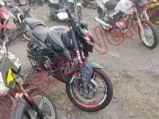 BAJAJ PULSAR 2023, foto 3 de 19