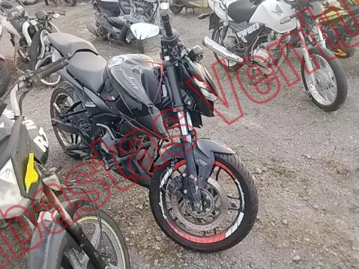 BAJAJ PULSAR 2023, foto 4 de 19