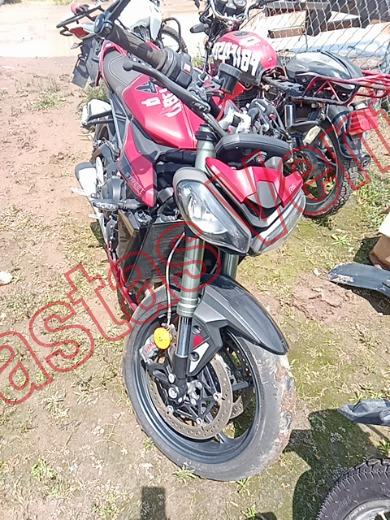 TRIUMPH STREET TRIPLE RS 2024, foto 3 de 19