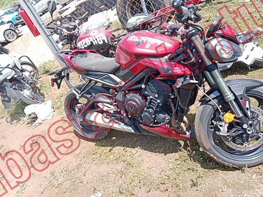 TRIUMPH STREET TRIPLE RS 2024, foto 4 de 19