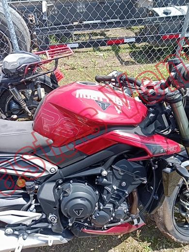 TRIUMPH STREET TRIPLE RS 2024, foto 12 de 19