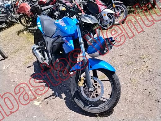 SUZUKI GSX 150 2019, foto 3 de 19