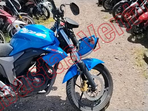SUZUKI GSX 150 2019, foto 12 de 19