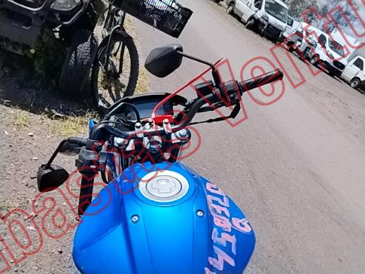 SUZUKI GSX 150 2019, foto 14 de 19