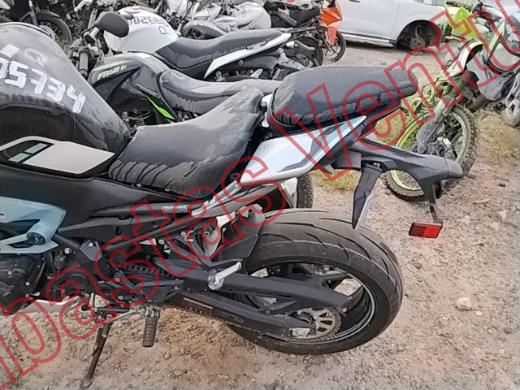 KAWASAKI Z900 2025, foto 16 de 19