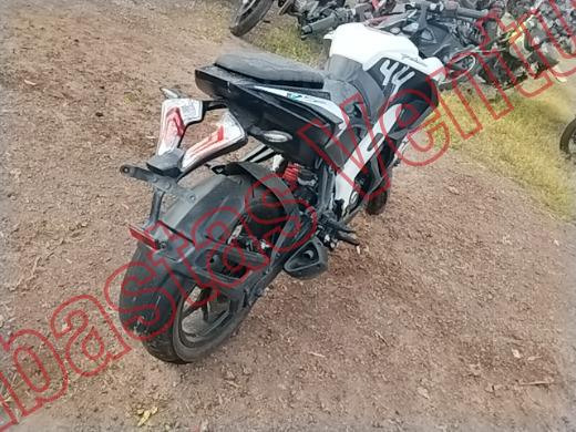 BAJAJ PULSAR 200 2024, foto 5 de 19