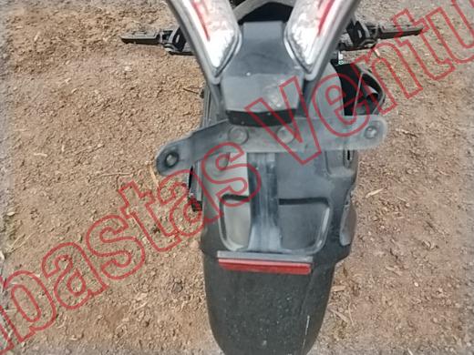 BAJAJ PULSAR 200 2024, foto 19 de 19