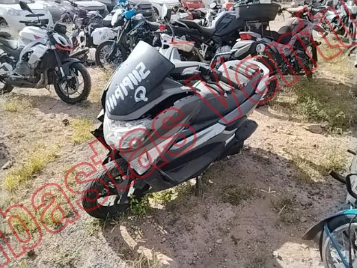 YAMAHA N-MAX 2018, foto 1 de 19