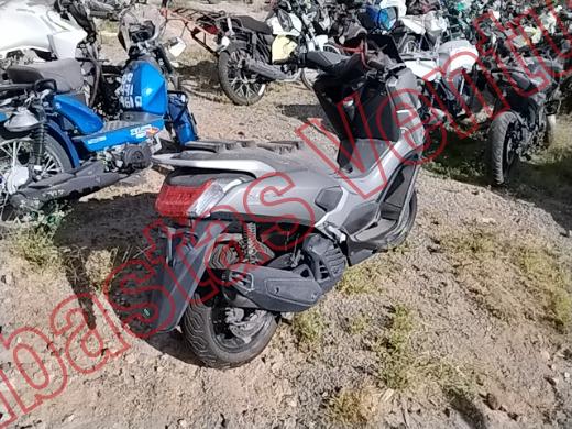 YAMAHA N-MAX 2018, foto 5 de 19