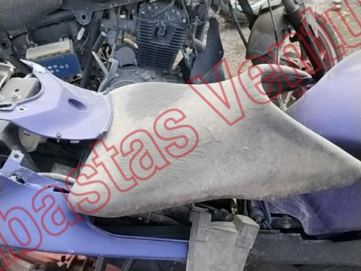 YAMAHA YZF  2018, foto 12 de 19