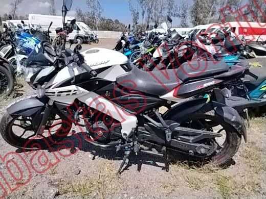 BAJAJ PULSAR 2023, foto 8 de 19