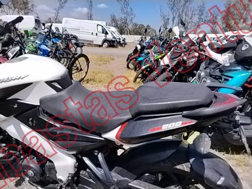 BAJAJ PULSAR 2023, foto 16 de 19