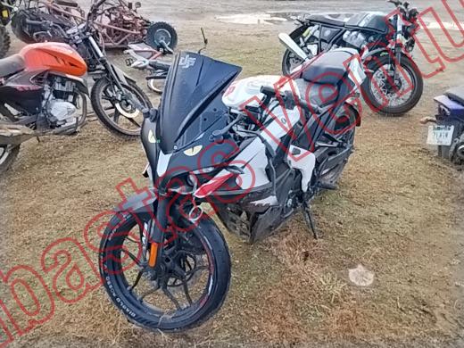 BAJAJ PULSAR 200 RS 2023, foto 1 de 19