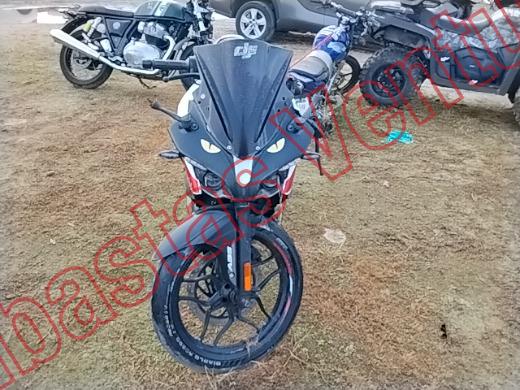 BAJAJ PULSAR 200 RS 2023, foto 2 de 19