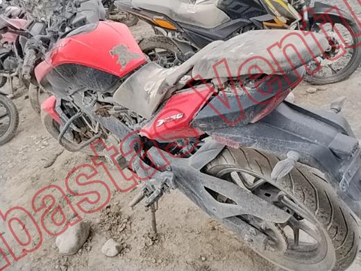 BAJAJ DOMINAR 2022, foto 8 de 19