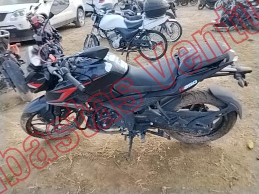 BAJAJ PULSAR 200 2026, foto 16 de 19