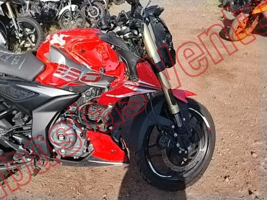 BAJAJ PULSAR NS 2026, foto 12 de 19