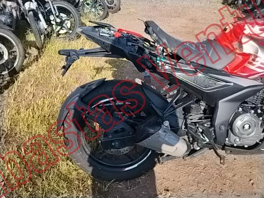 BAJAJ PULSAR NS 2026, foto 13 de 19