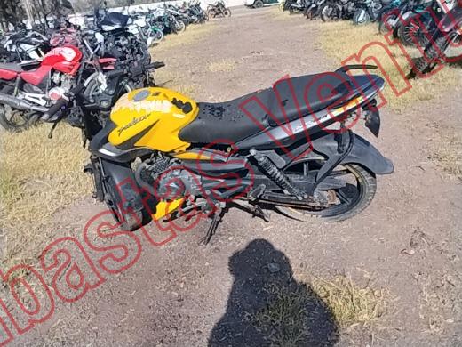 BAJAJ PULSAR 2020, foto 8 de 19