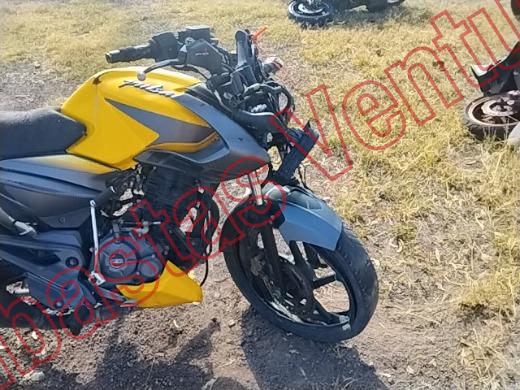 BAJAJ PULSAR 2020, foto 12 de 19