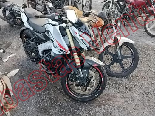BAJAJ PULSAR 2025, foto 3 de 19