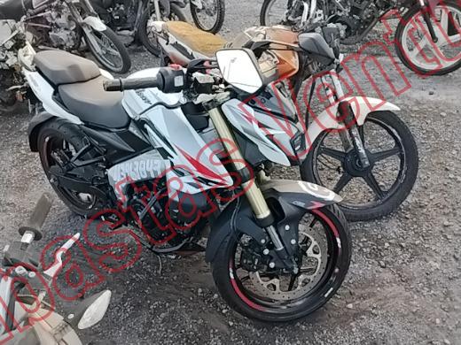 BAJAJ PULSAR 2025, foto 4 de 19